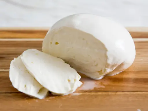 মোজারেলা চিজ (Mozzarella)